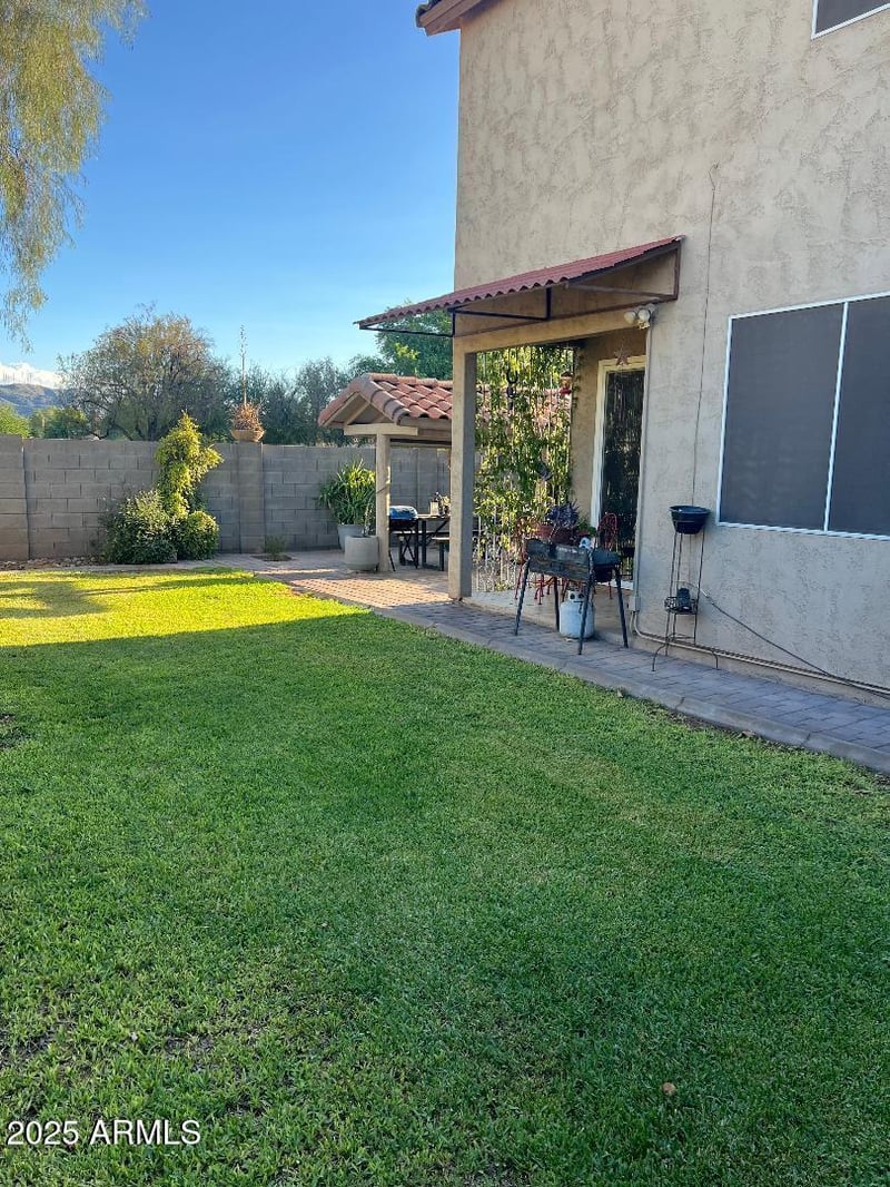 5129 15th Pl, Phoenix, AZ 85040