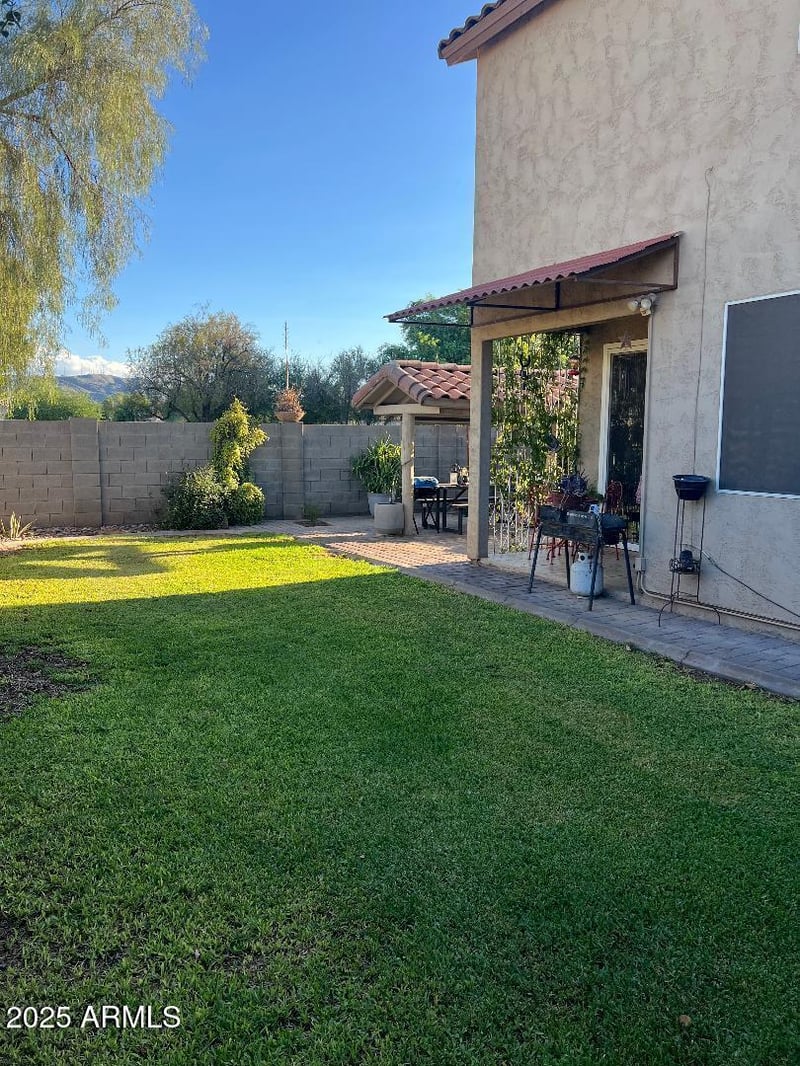 5129 15th Pl, Phoenix, AZ 85040