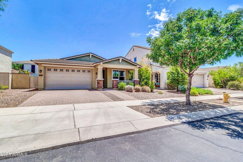 5129 Fleming Ln, Mesa, AZ 85212