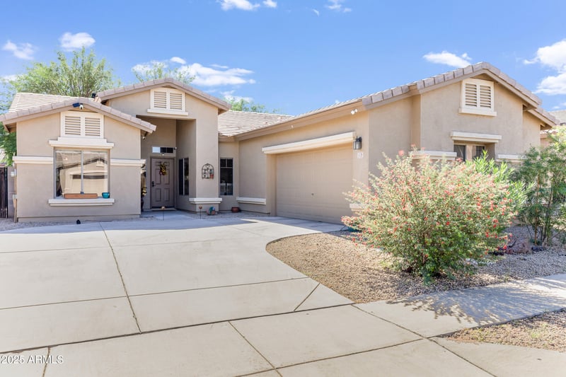 5129 Grenadine Rd, Laveen, AZ 85339