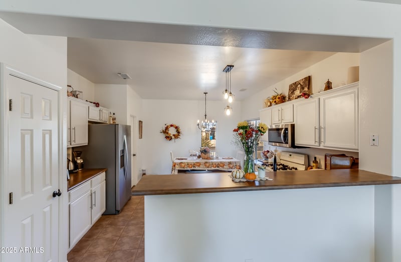 5129 Grenadine Rd, Laveen, AZ 85339