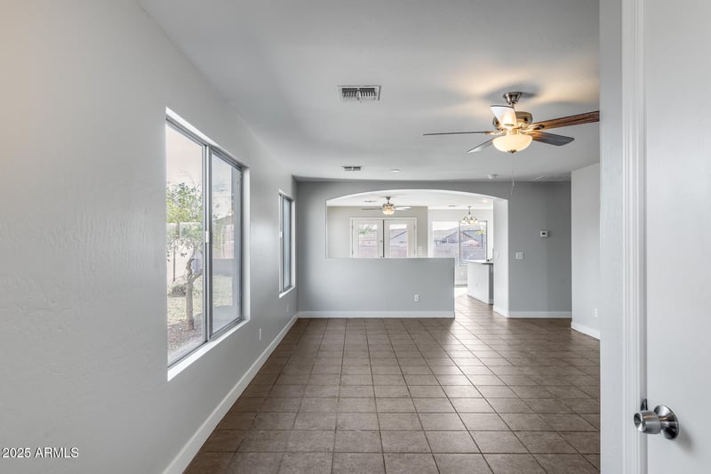 513 112th Dr, Avondale, AZ 85323