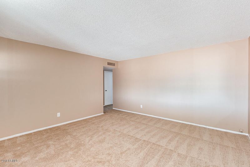 513 E Monte Way, Phoenix, AZ 85042