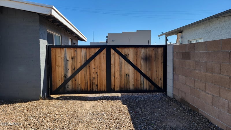 513 Macdonald --, Mesa, AZ 85210