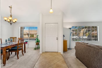 513 Silver Creek Rd, Gilbert, AZ 85233