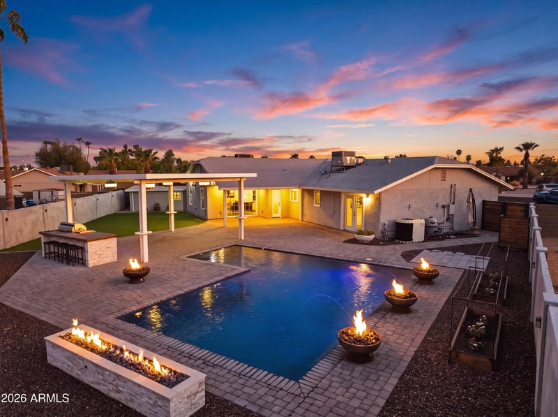 5130 E Bannock St, Phoenix, AZ 85044