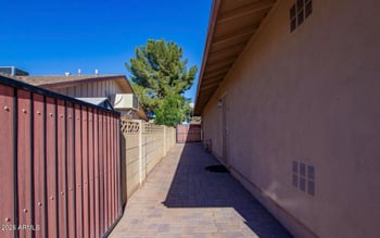 5130 Redfield Rd, Glendale, AZ 85306