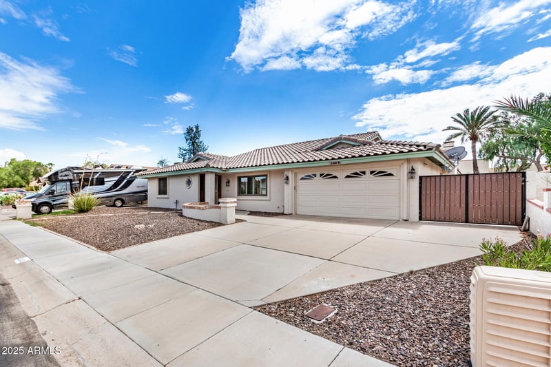 5131 Christy Dr, Glendale, AZ 85304