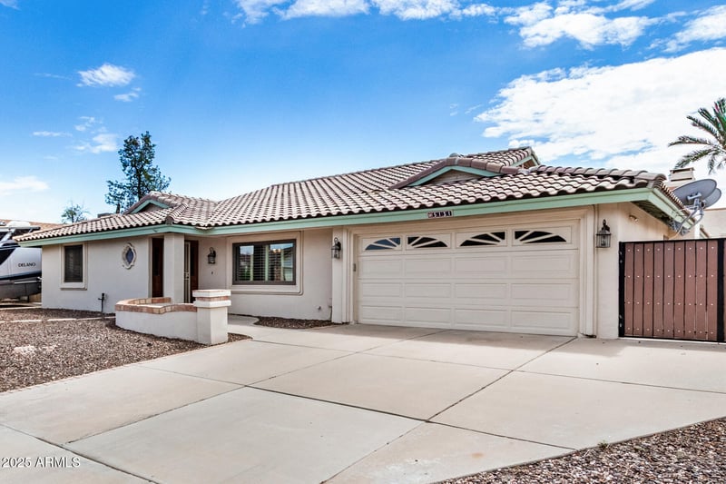 5131 Christy Dr, Glendale, AZ 85304