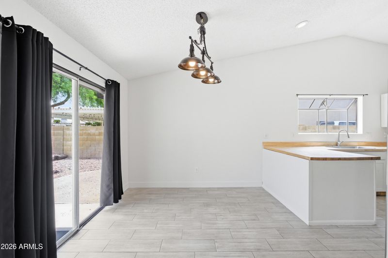 5131 E Dallas St, Mesa, AZ 85205
