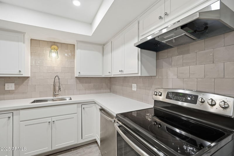 5132 31st Way #114, Phoenix, AZ 85016