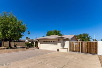 5132 Echo Ln, Glendale, AZ 85302