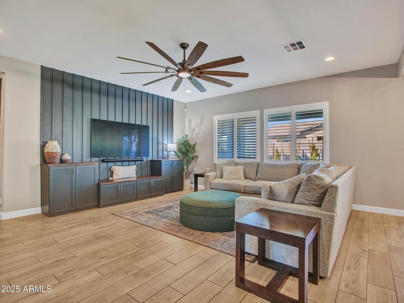 5132 185th Ave, Litchfield Park, AZ 85340