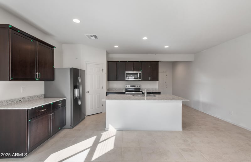 5133 251st Dr, Buckeye, AZ 85326