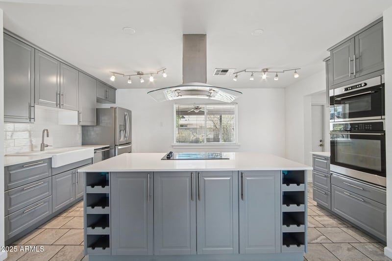 5133 Keresan St, Phoenix, AZ 85044