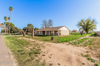 5133 Mcneil St, Laveen, AZ 85339