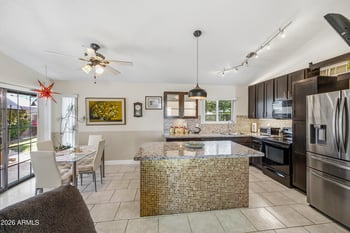 5133 Shasta St, Phoenix, AZ 85044