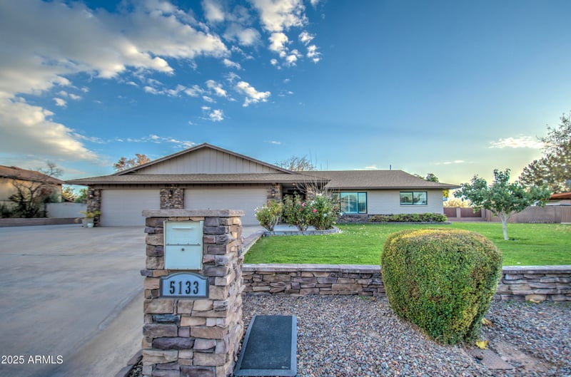 5133 W Monte Cristo Ave, Glendale, AZ 85306