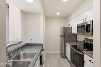 5135 10th St #9, Phoenix, AZ 85014