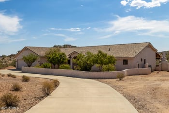 51352 293rd Ave, Wickenburg, AZ 85390