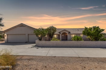 51352 293rd Ave, Wickenburg, AZ 85390