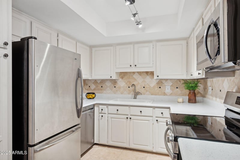 5136 31st Pl #613, Phoenix, AZ 85016