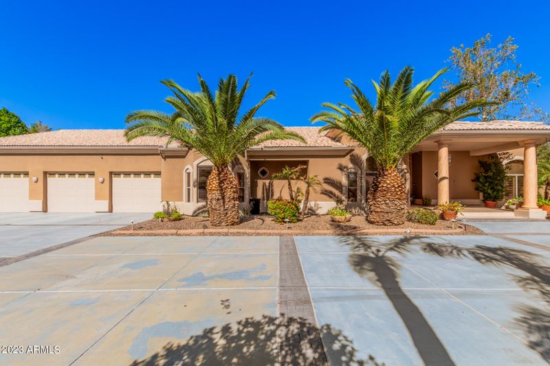 5136 W Park View Ln, Glendale, AZ 85310