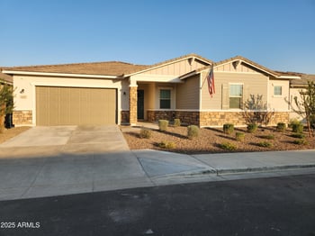 5137 183rd Ln, Litchfield Park, AZ 85340
