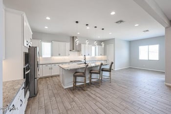 5137 183rd Ln, Litchfield Park, AZ 85340