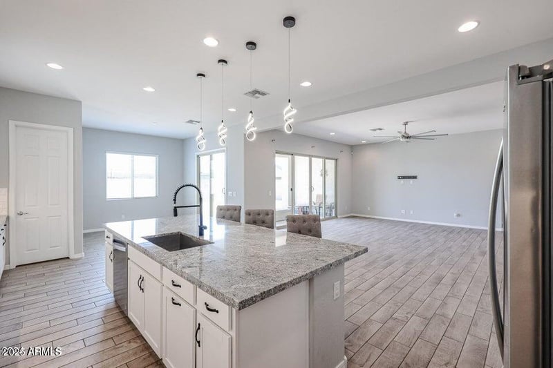 5137 183rd Ln, Litchfield Park, AZ 85340