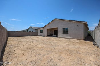 5137 183rd Ln, Litchfield Park, AZ 85340