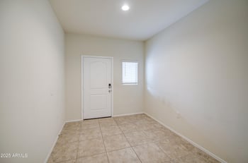 5137 Iridium Way, San Tan Valley, AZ 85143