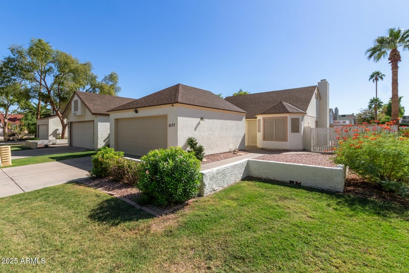 5137 Jupiter Way, Chandler, AZ 85226