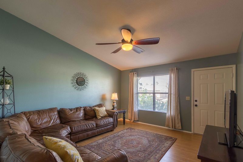 5139 E Salinas St, Phoenix, AZ 85044