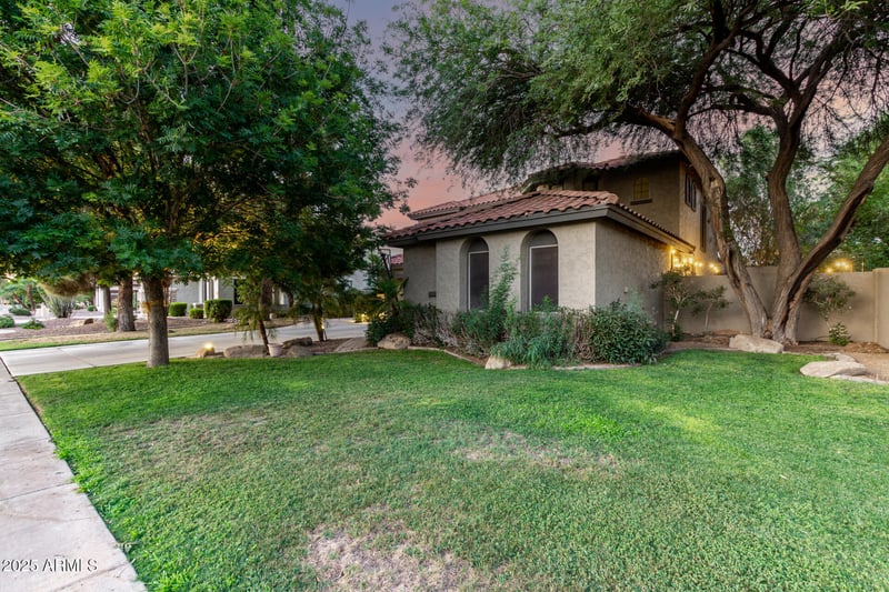 5139 Marble St, Gilbert, AZ 85298