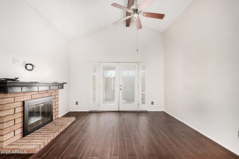 5139 Mission Ln, Glendale, AZ 85302