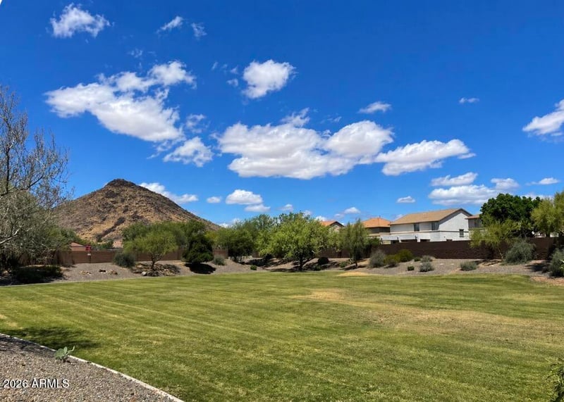 5139 Sweet Iron Ps, Phoenix, AZ 85083