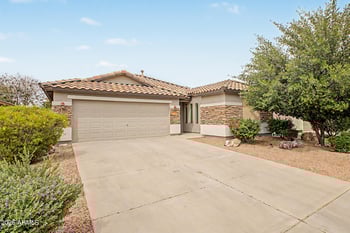 514 Holstein Trl, San Tan Valley, AZ 85143