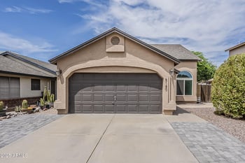 5140 Saragosa St, Chandler, AZ 85226