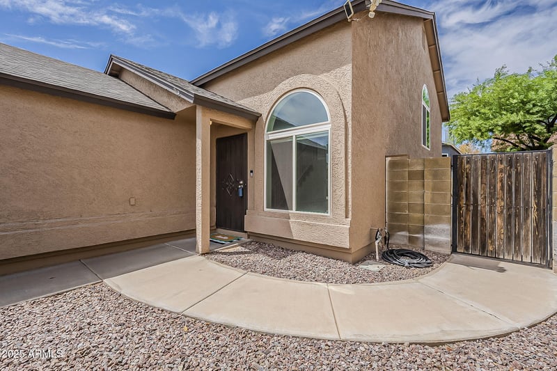 5140 Saragosa St, Chandler, AZ 85226