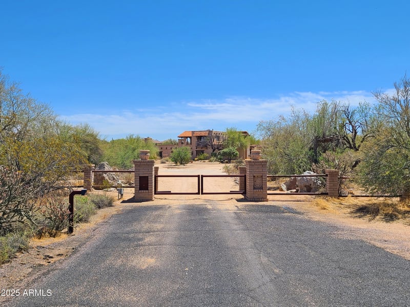 5141 E Rancho Tierra Dr, Cave Creek, AZ 85331