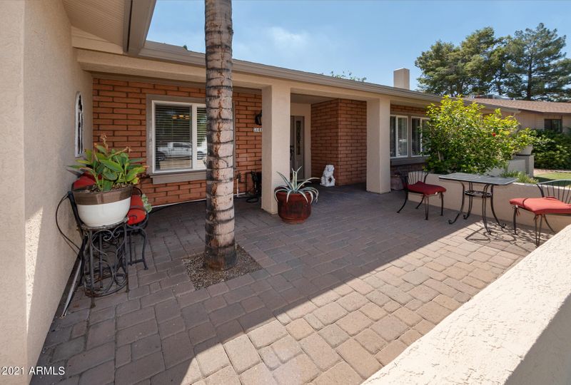 5141 E Tamblo Dr, Phoenix, AZ 85044