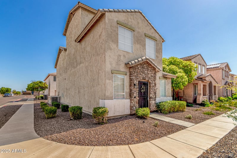 5141 Warner St, Phoenix, AZ 85043