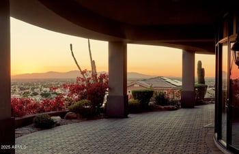 5142 Arrowhead Lakes Dr, Glendale, AZ 85308