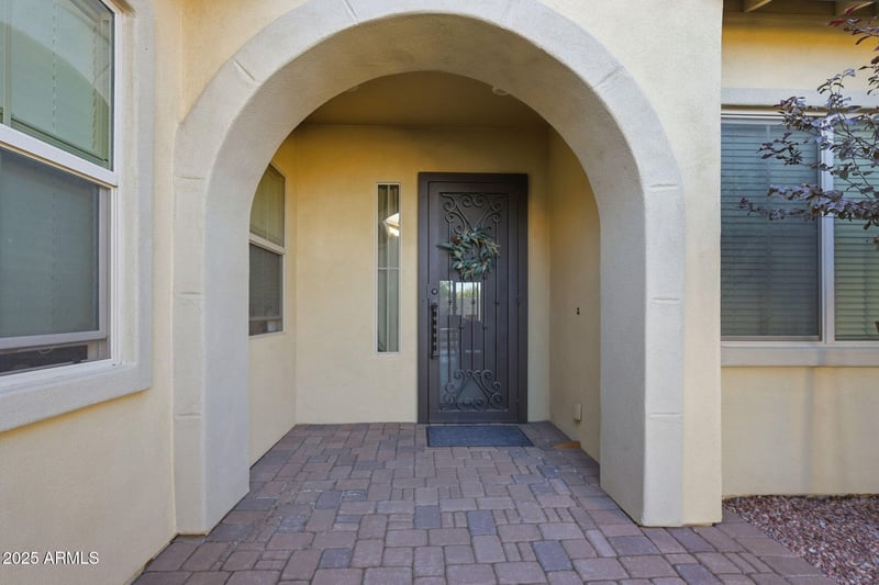 5142 Mcminn Dr, Gilbert, AZ 85298