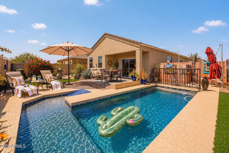 5143 Wallace Way, San Tan Valley, AZ 85143