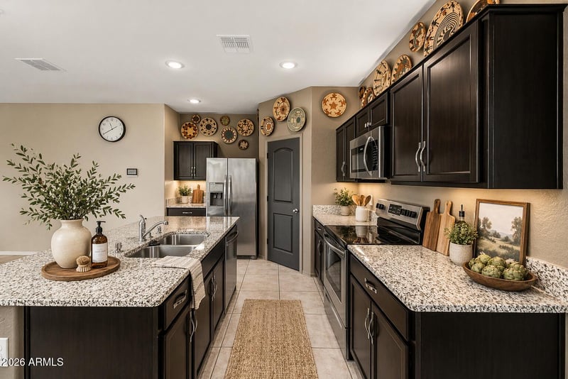 5143 Wallace Way, San Tan Valley, AZ 85143