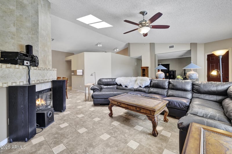 5144 Sweetwater Ave, Glendale, AZ 85304