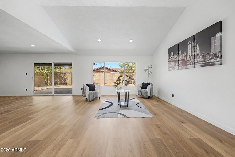 5144 W Desert Cove Ave, Glendale, AZ 85304