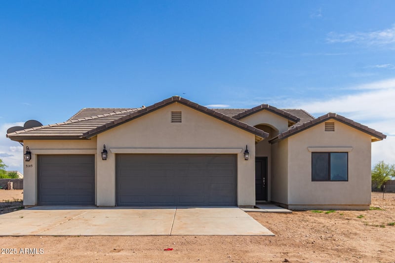 5145 Hash Knife Draw Rd, San Tan Valley, AZ 85140